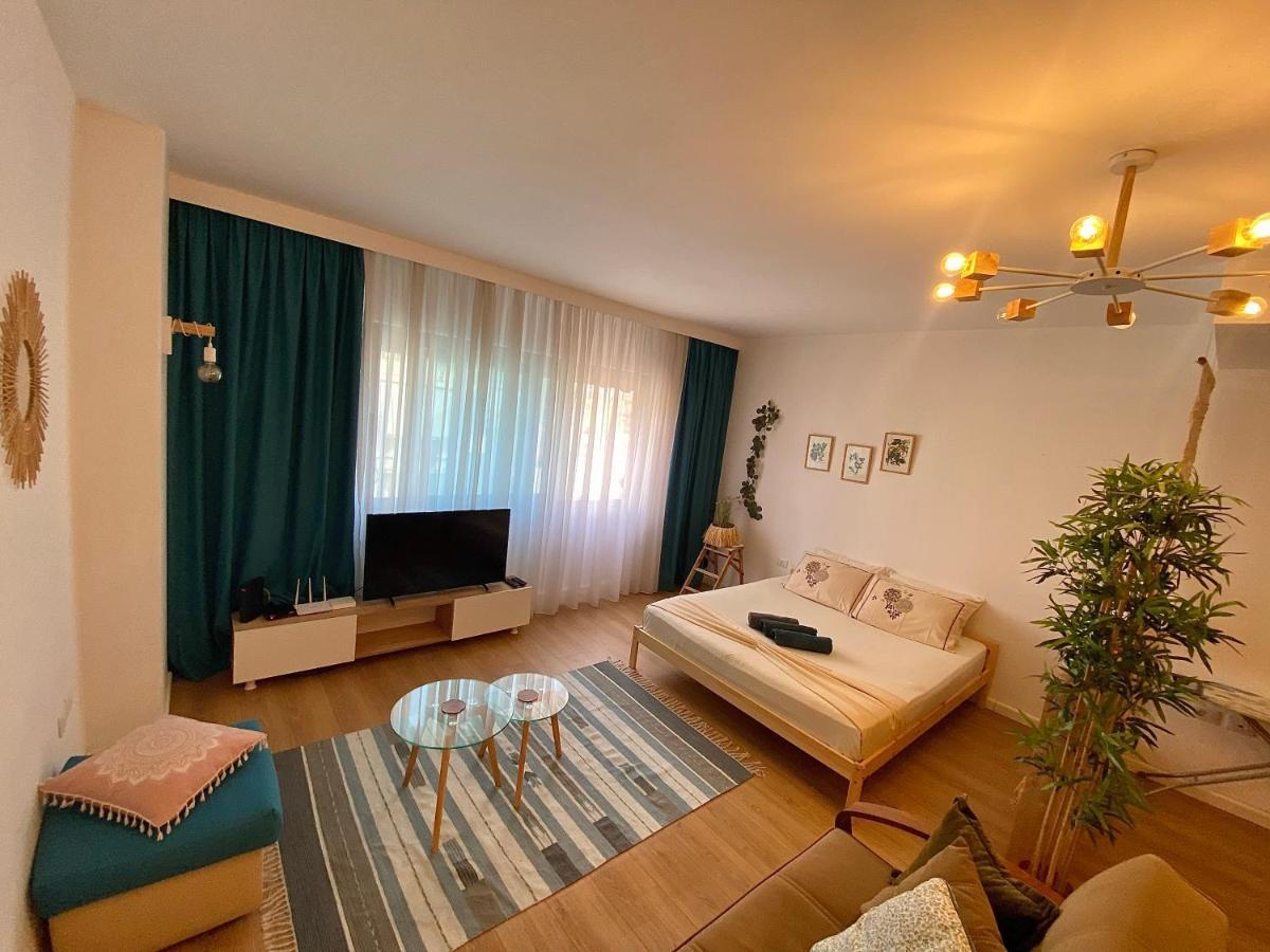 Studio Flat In The City Center Tirana Exterior photo